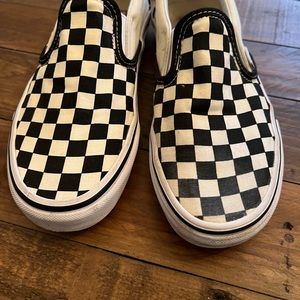 Checkered Vans size 7